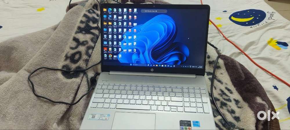 HP Intel core i3 ( grey colour)
