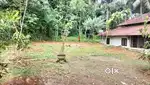 15.75 cent land and old house