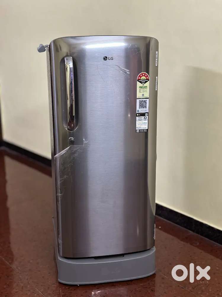 BRAND NEW LG FRIDGE FOR SALE