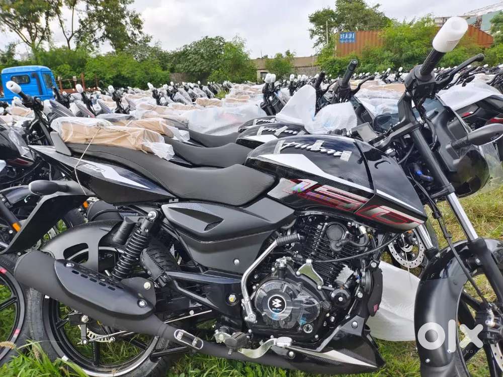 Free Helmet and best offers available on 150cc