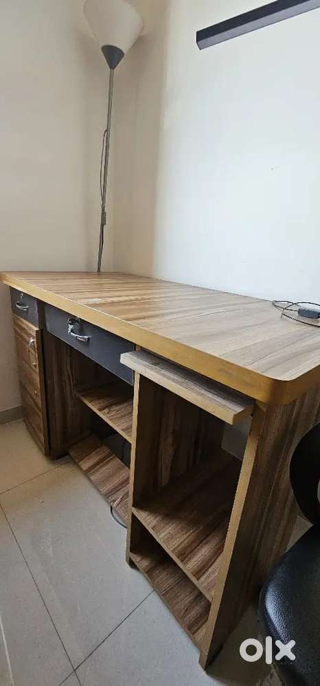 Computer Table And Chair