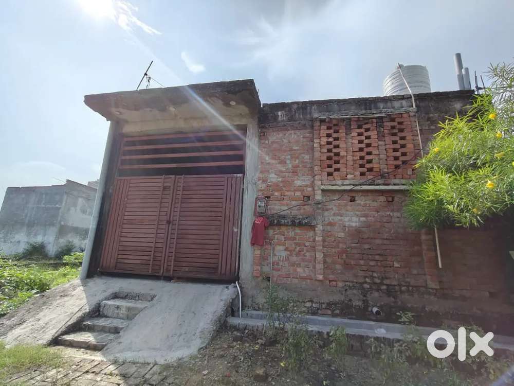 1250 sqft independent house