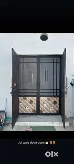 Aluminium glass door work