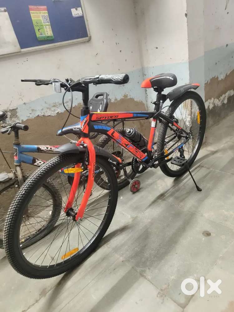Only 1 month old with New helmet, Tool kit, Life time damage guarantee