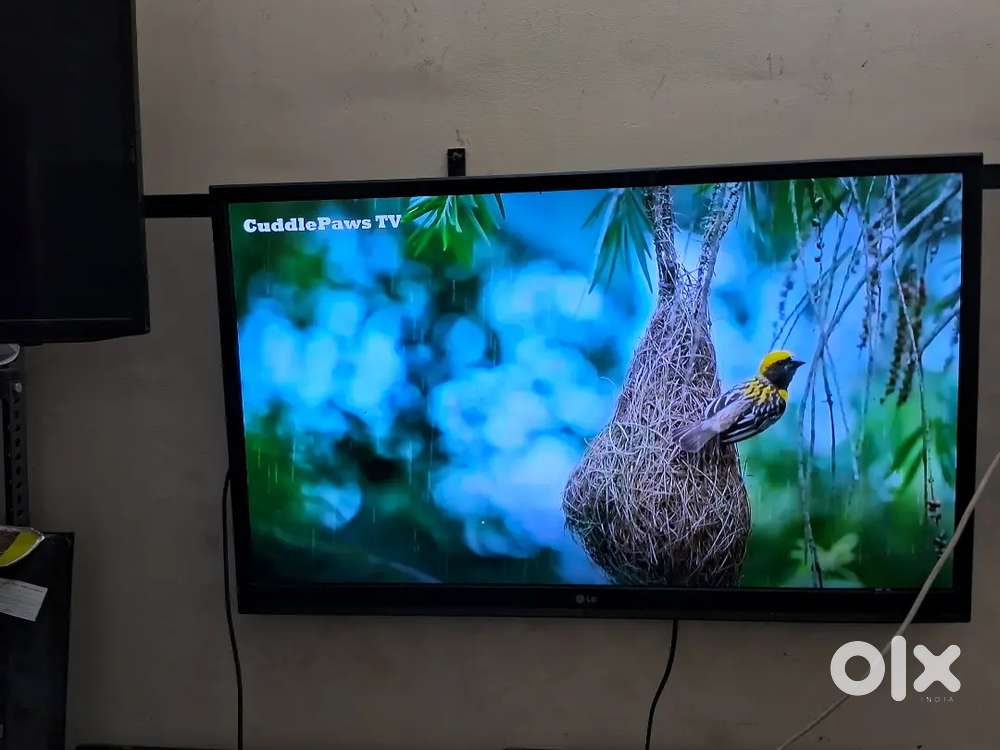 Lg full hd 42 led tv good condition sell