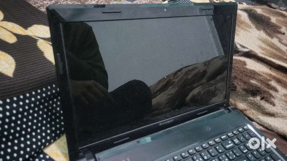 Lenovo laptop with charger 8gb ram core i5 processor with 256 gb ssd