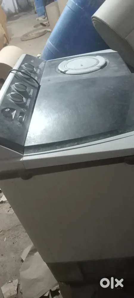 Lg washing mashin 10.kg semi automatic 1.5 year use good conditin