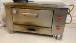 Gas ovan good condition