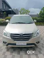 Toyota Innova 2.5 V 7 STR, 2015, Diesel