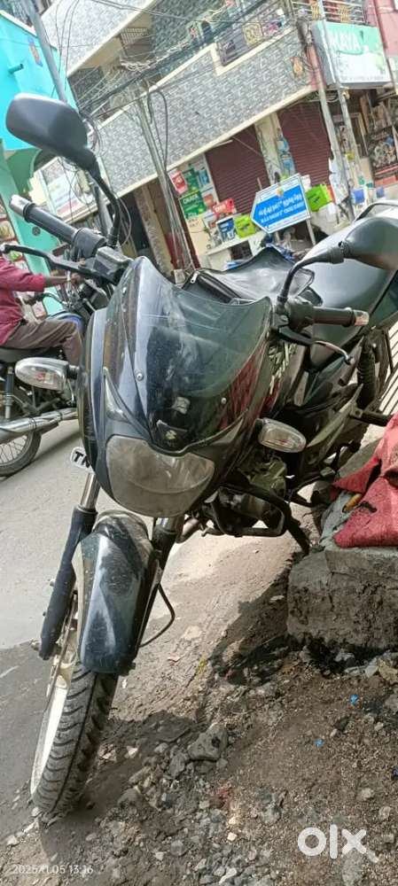 Bajaj Pulsar 150 – Black  Single Owner  ₹16,000