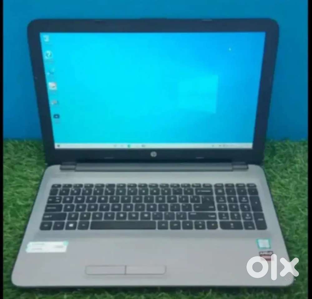 HP LAPTOP 8 GP RAM 256 GP SSD WIFI WEBCAM INTEL PENDIUM PROCESSOR