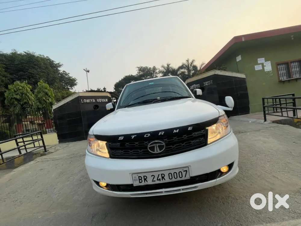 Tata Safari Storme 2015 Diesel Excellent Condition