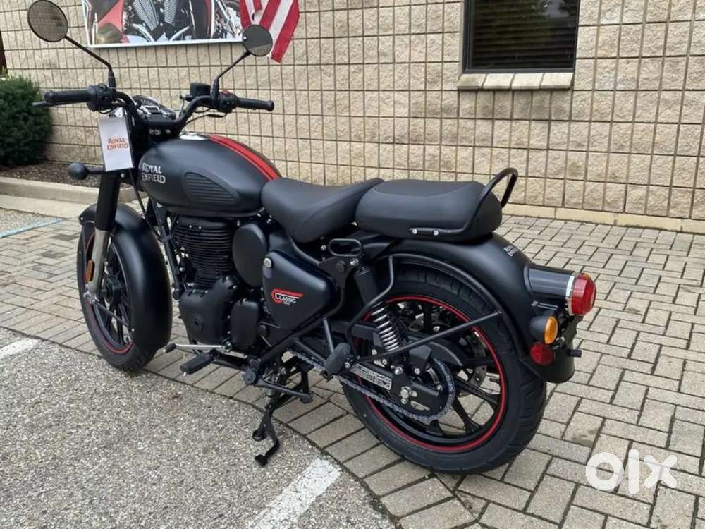 Very nice bike with very  good mileage  minimum speed maintenance