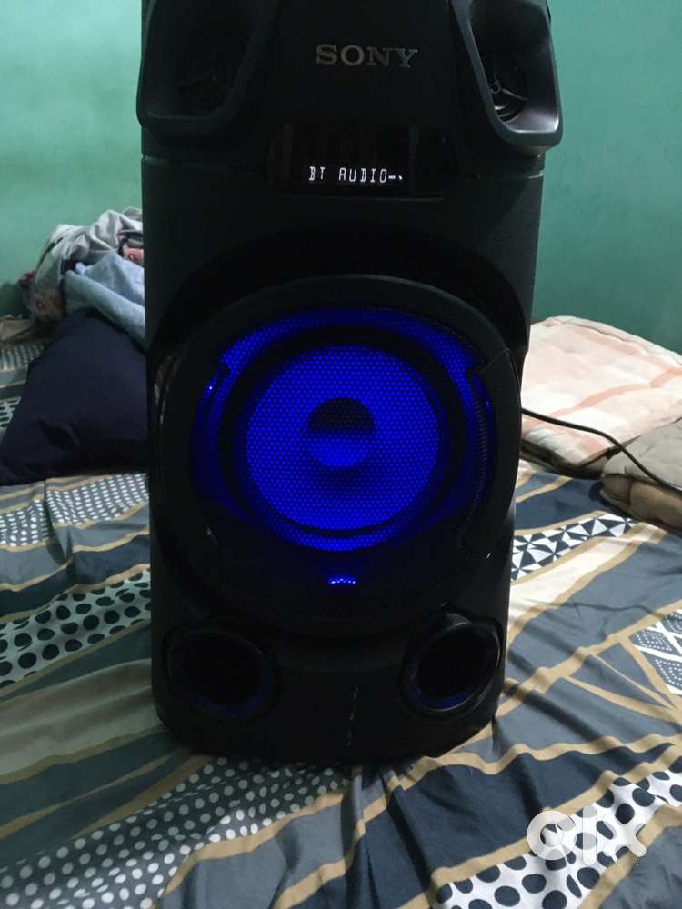 sony HMC V13 party speaker