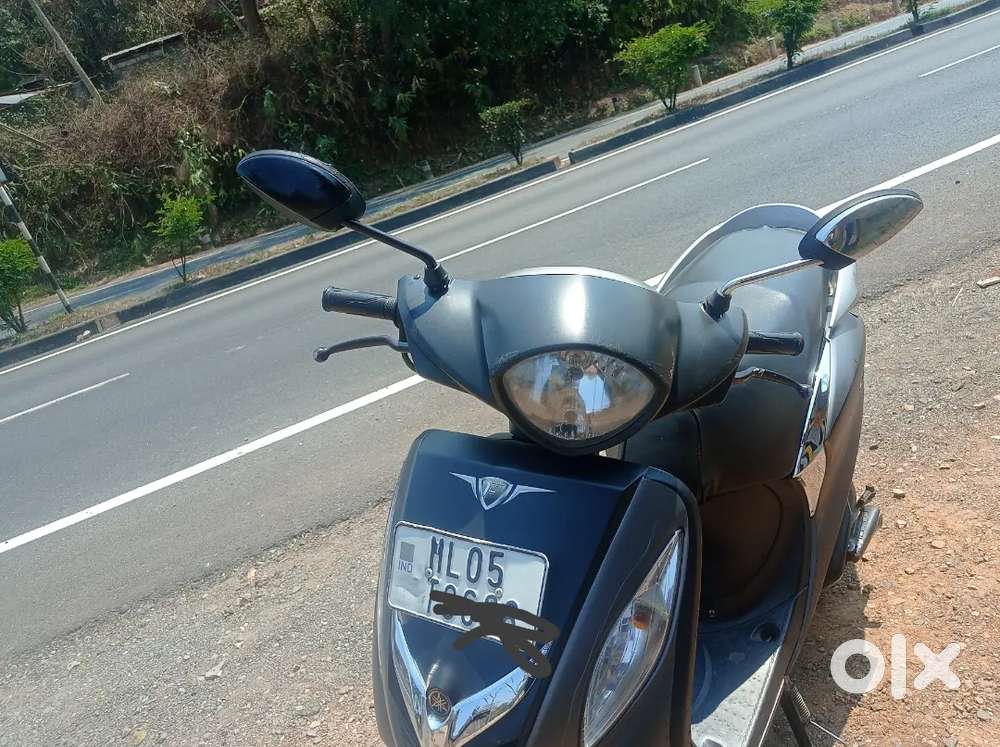 Fascino yamaha model 2019 and have been use 2500...km