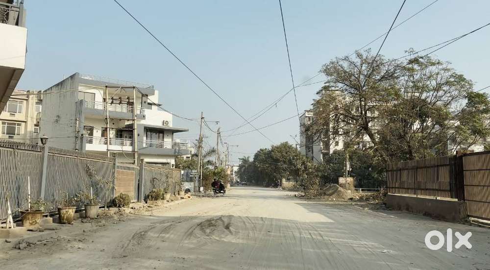 100 Sq Yards plot avilable in Shivalik City Sector 1