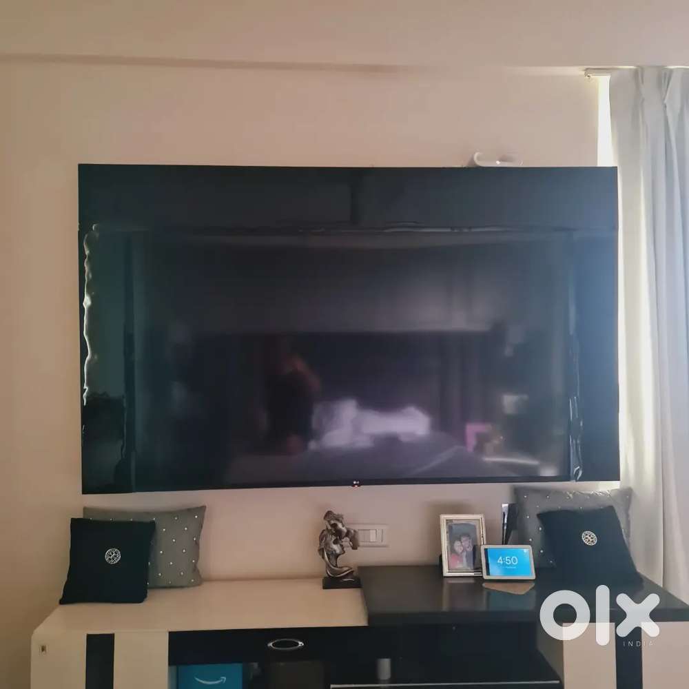 70 Inch 4 k smart LG TV