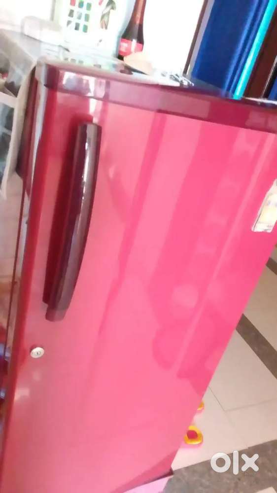L.G. 180 Refrigerator