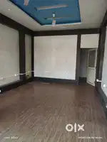500sf shop main road civil lines available for rent