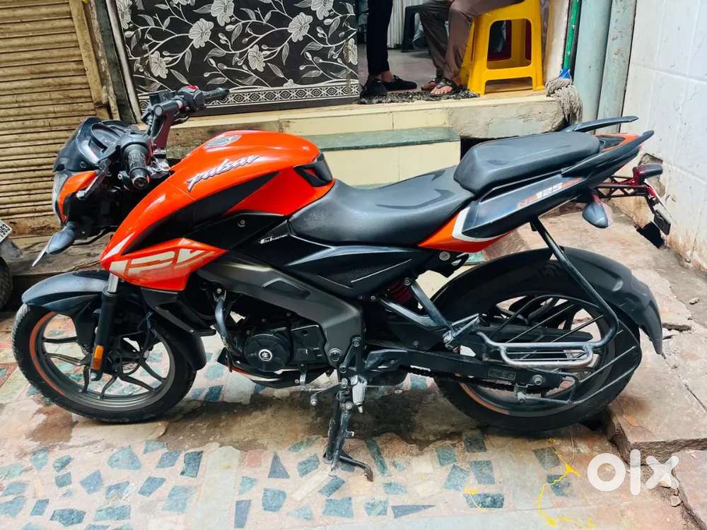 Pulsar ns 125