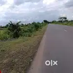 Mujhe urgent plot bechna hai? 2 line aur 4 line dono hi jagah ke plot