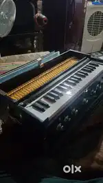 Harmonium h