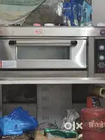Commercial oven