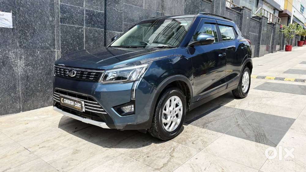 Mahindra XUV300 W8 Option Diesel, 2022, Diesel
