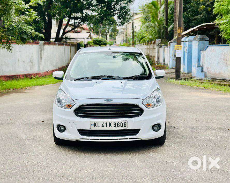 Ford Figo Aspire Trend, 2016, Petrol