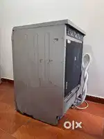 Dish washer