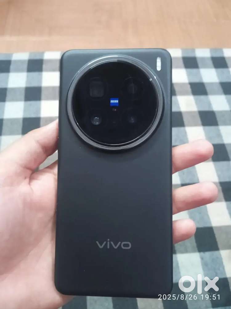 VIVO X200 PRO (3 Months Old)