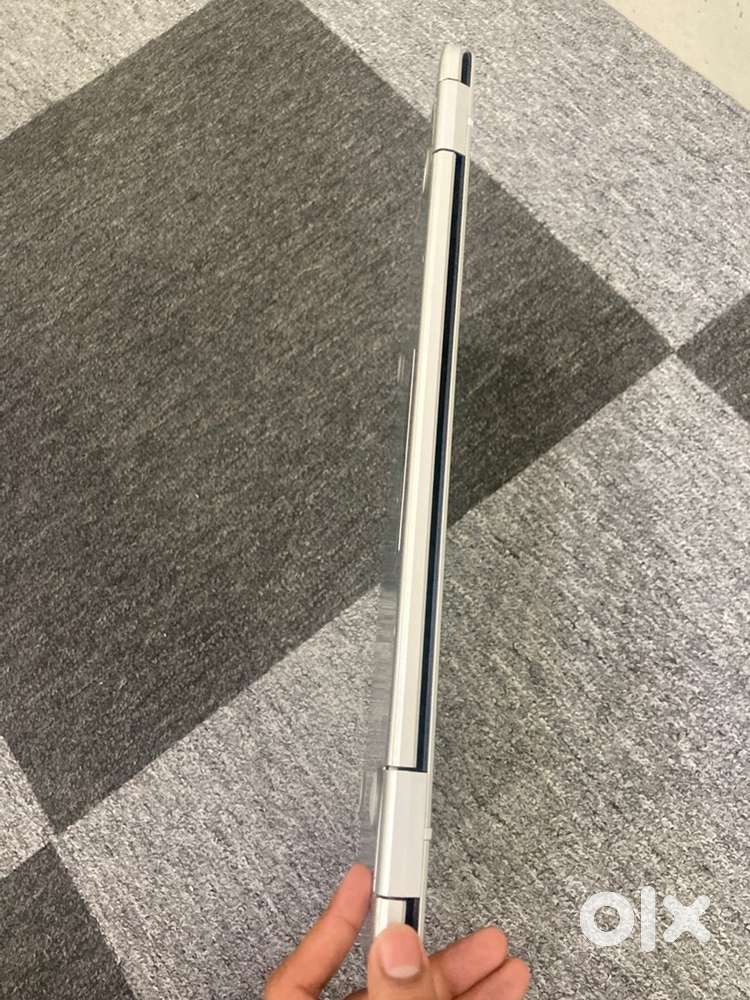 Asus chrome book /4gb/64SSD/intel R/celeron/chromeOS/with warranty&bil