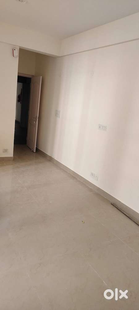 Ready to move- 2BHK for sale - Rs 45.25 Lacs - Sector 95 - Gurgaon