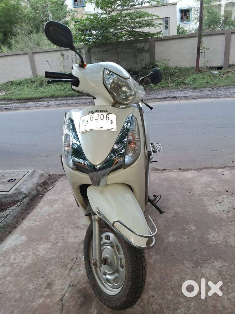 Honda Activa 125 CC 2013 - White