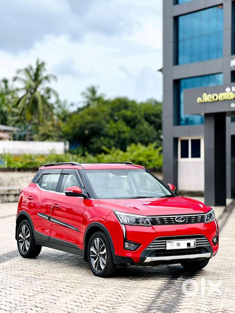 Mahindra XUV300 W8 (O) 1.5 Diesel AMT, 2020, Diesel