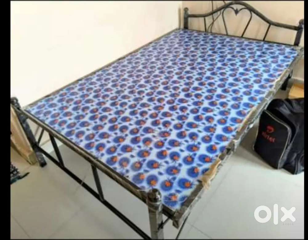 4x6 feet Sleek sturdy Tranquil Cot