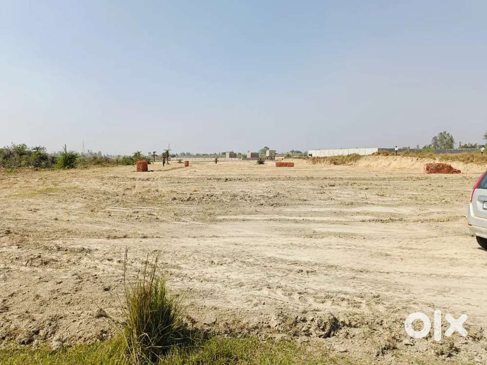 Lucknow to Sultanpur road pe plot near Saroj university kepass society