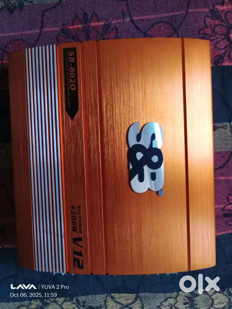 2Chanel amplifier brendnew 2month use warranty card Avenal and sterio