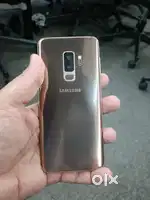 S9 plus 128 GB 4 RM