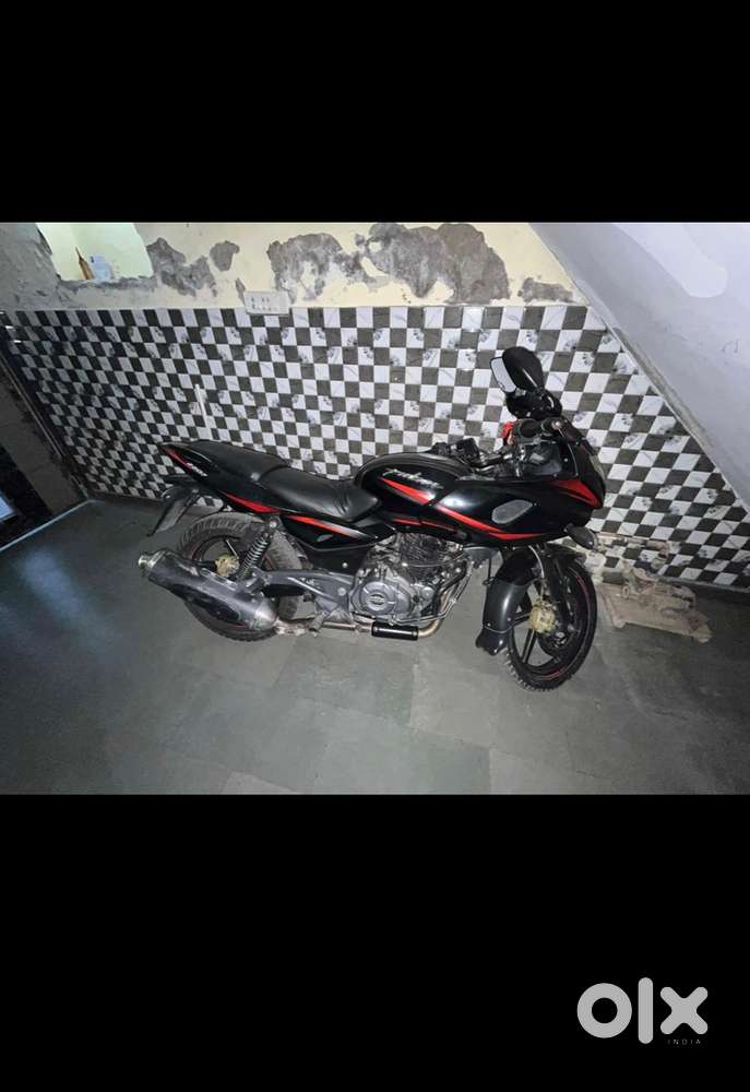 Pulsar 220f brand new condition