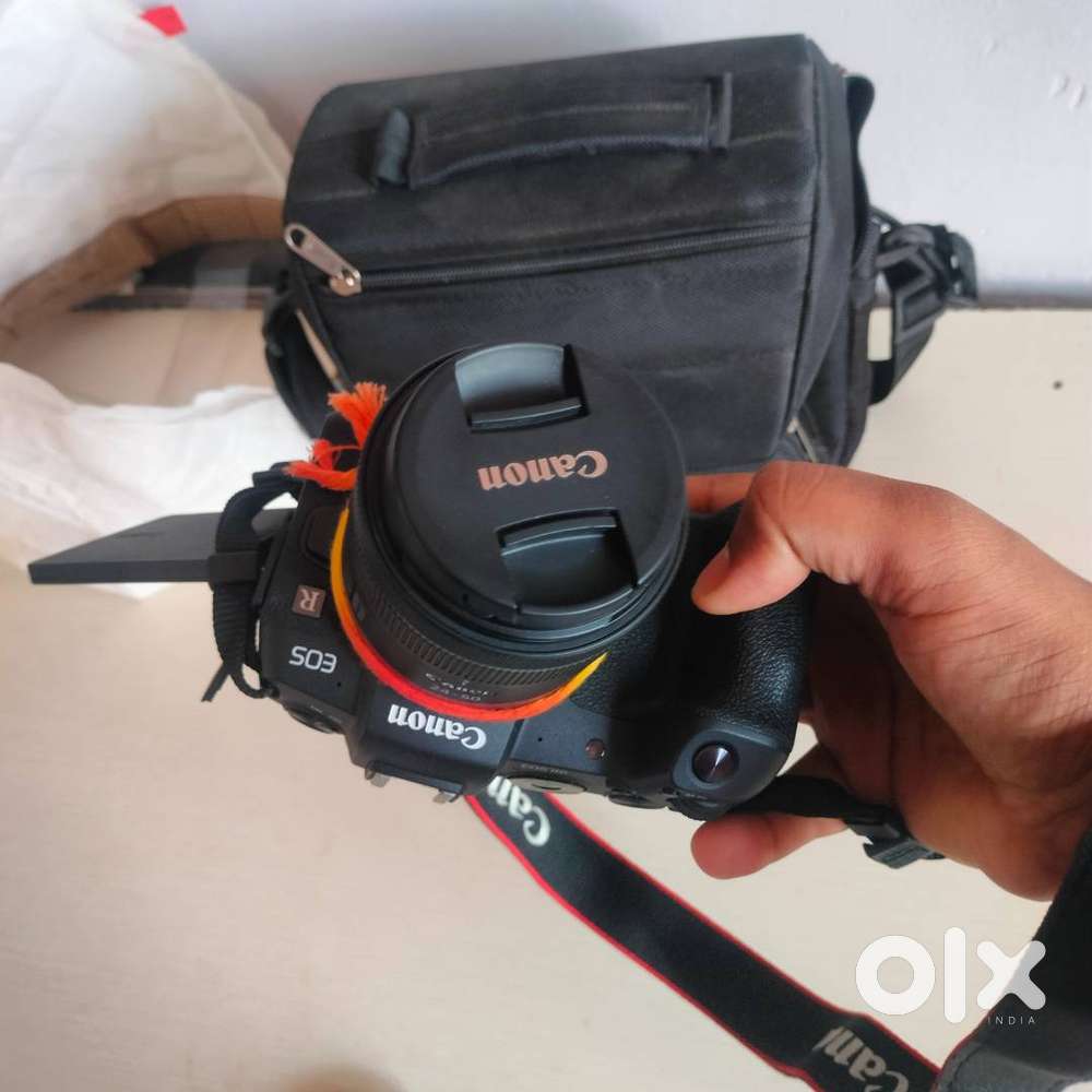 CANON RP full frame 4K DSLR camera with 24-50mm Lens  Under warranty 2