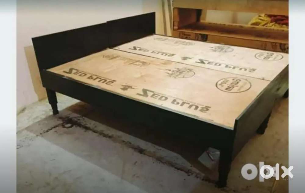New double bed in ghitorni.