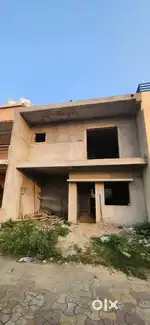 Beautiful 3 BHK Duplex, Close to Masjid