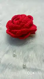 Crochet rose clip