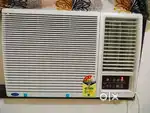 Window AC 1.5 TR Carrier.