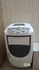 Cooler water inlet