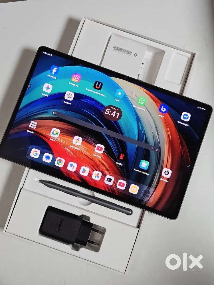 Lenovo Tab P12 Pro 12.6AMOLED HDR 120Hz Display 128GB