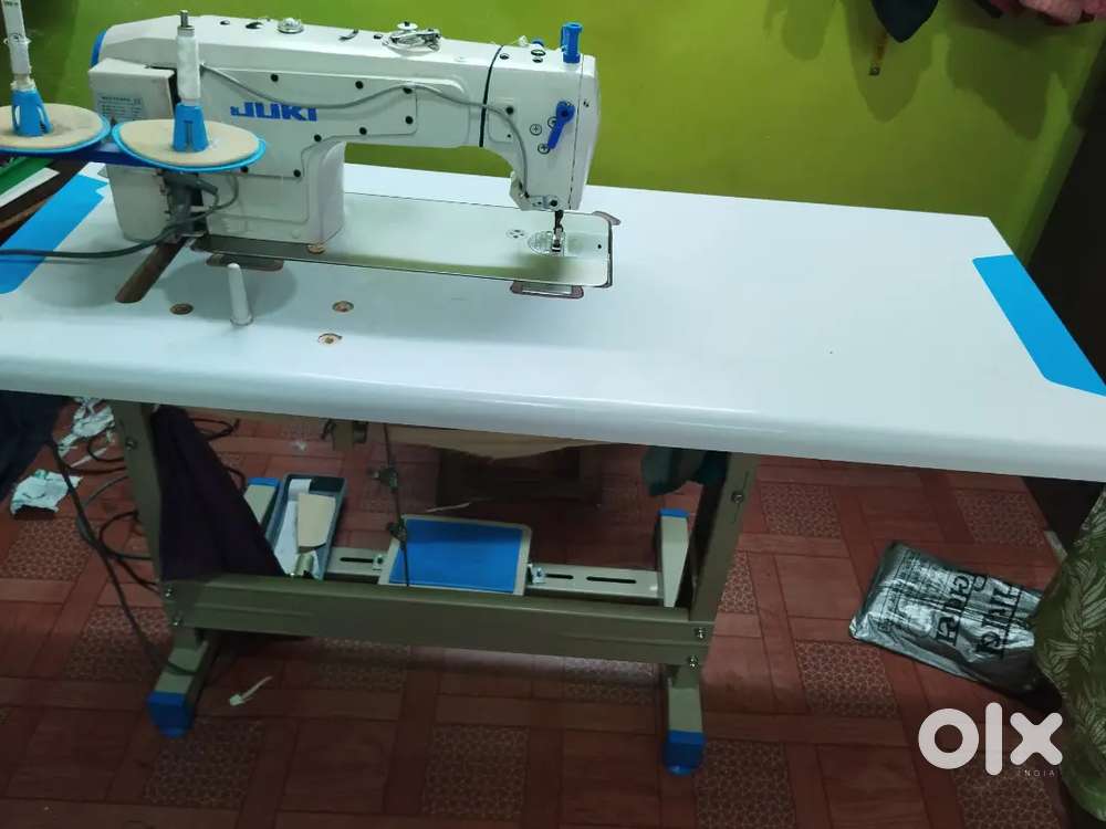 Sewing machine Led juki model good condition