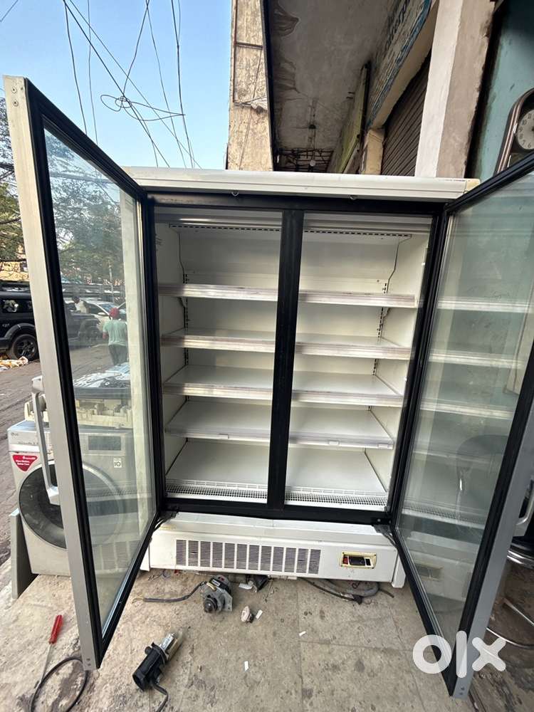 Display freeze side by side