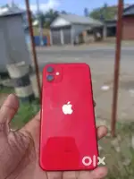 Iphone 11 ( like new condition)